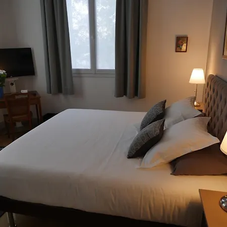Gounod Hotel