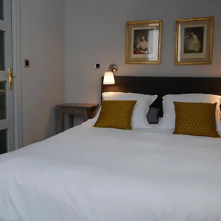 Gounod Hotel 3*