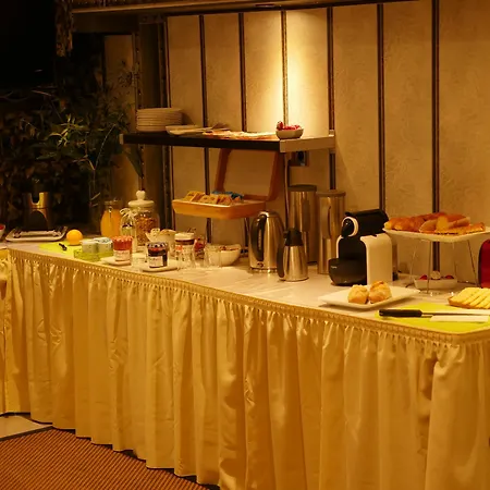 Gounod Hotel